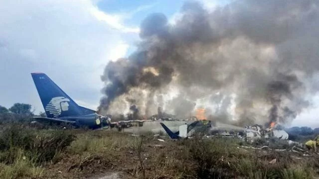 मेक्सिको में विमान दुर्घटना, 97 यात्री थे सवार